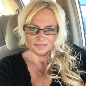 Meet your Posher, Mellissa